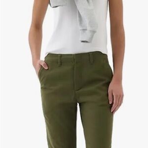 GAP Women's Khaki Green Straight Leg Pants